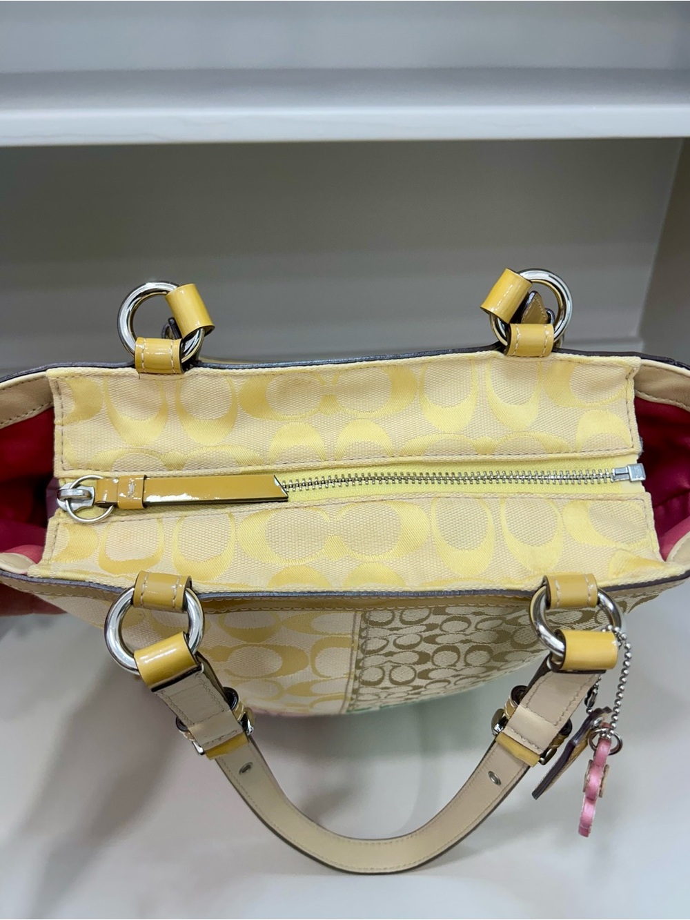 Coach Spring Y2K Signature Pastel Patchwork Turnlock Gallery Tote Shoulder Bag - Picture 12 of 16